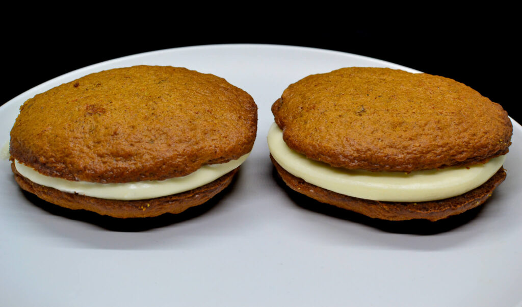Carrot Cake Whoopie Pies